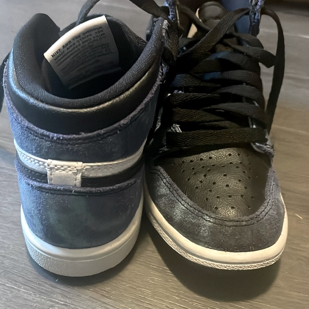 Nike high top sneakers